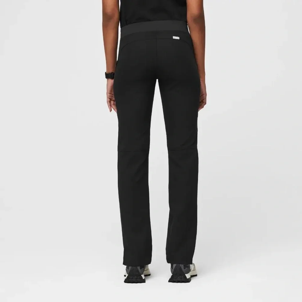 FIGS Kade Cargo Scrub Pants in Black - Picture 2 of 6